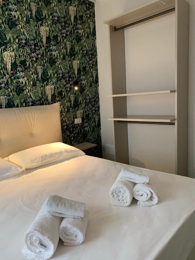 Giga Mare Apartments Bed & Breakfast